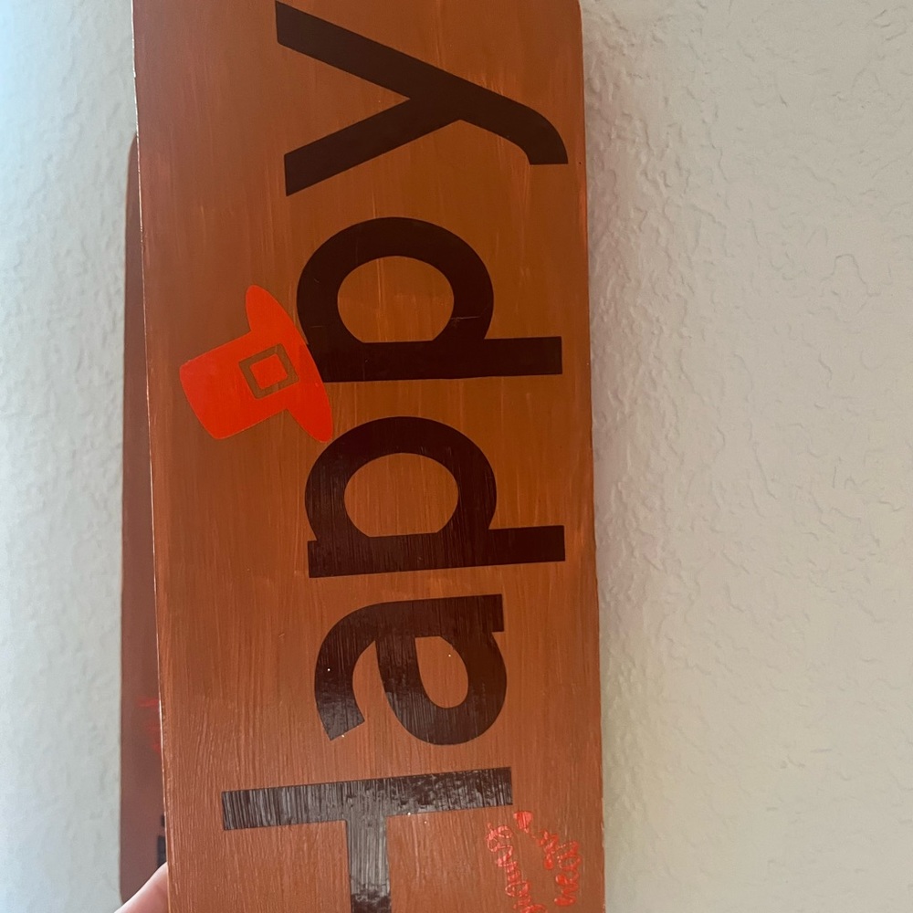 Reversible Thanksgiving & Halloween wooden door hangerw/2 sets of Holliday bows. - Picture 6 of 12